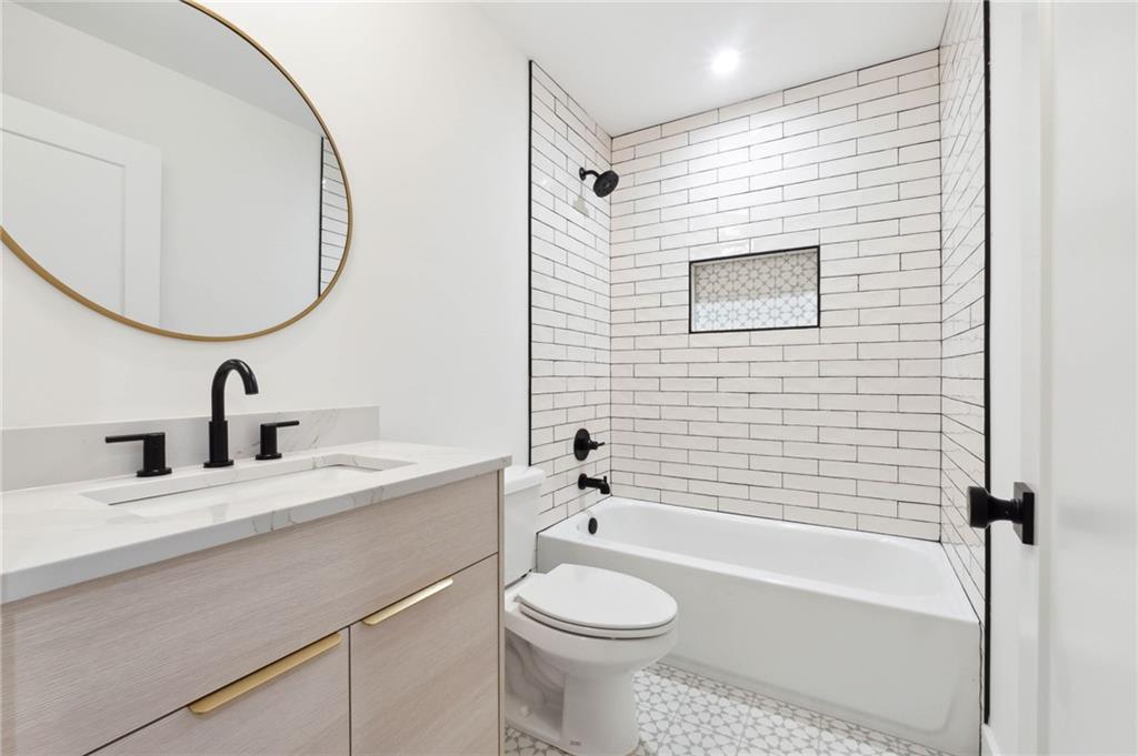 BATHROOM-REMODELING